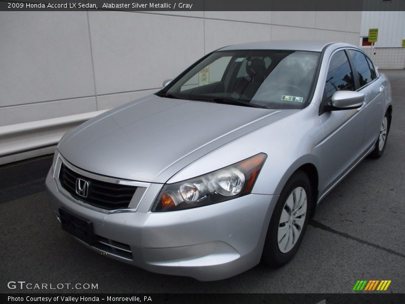 Front 3/4 View of 2009 Accord LX Sedan