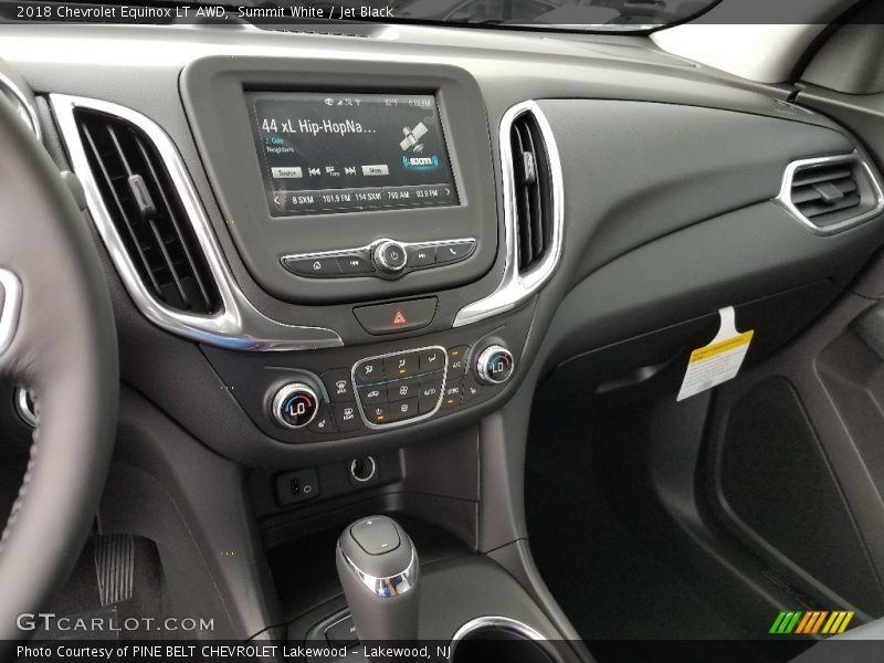 Summit White / Jet Black 2018 Chevrolet Equinox LT AWD