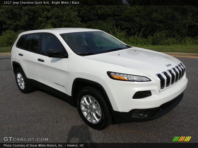 Bright White / Black 2017 Jeep Cherokee Sport 4x4