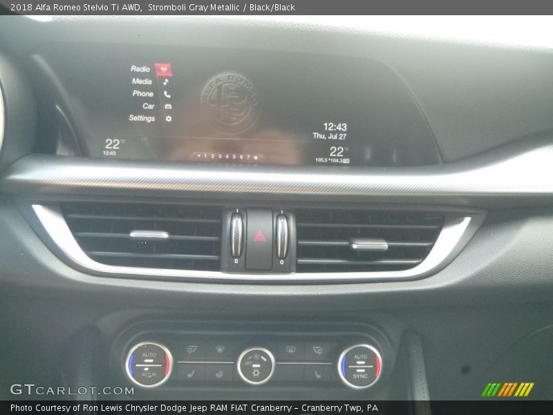 Stromboli Gray Metallic / Black/Black 2018 Alfa Romeo Stelvio Ti AWD