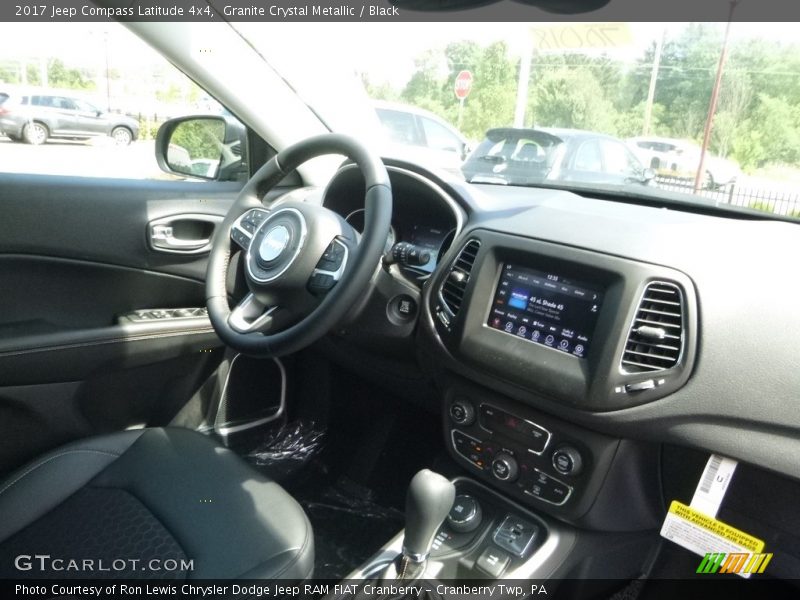 Granite Crystal Metallic / Black 2017 Jeep Compass Latitude 4x4