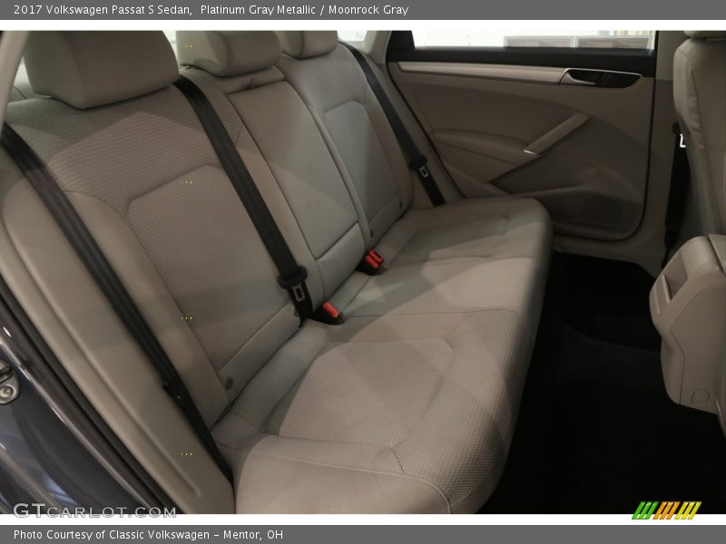 Platinum Gray Metallic / Moonrock Gray 2017 Volkswagen Passat S Sedan