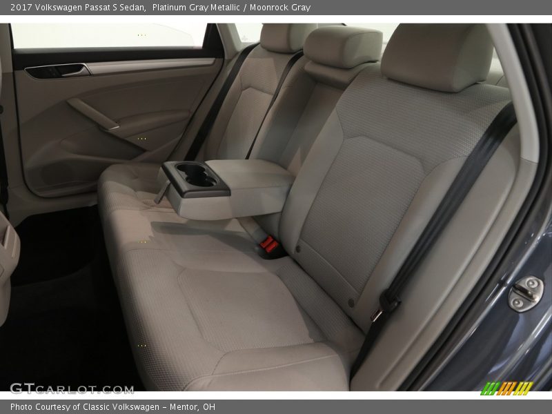 Platinum Gray Metallic / Moonrock Gray 2017 Volkswagen Passat S Sedan