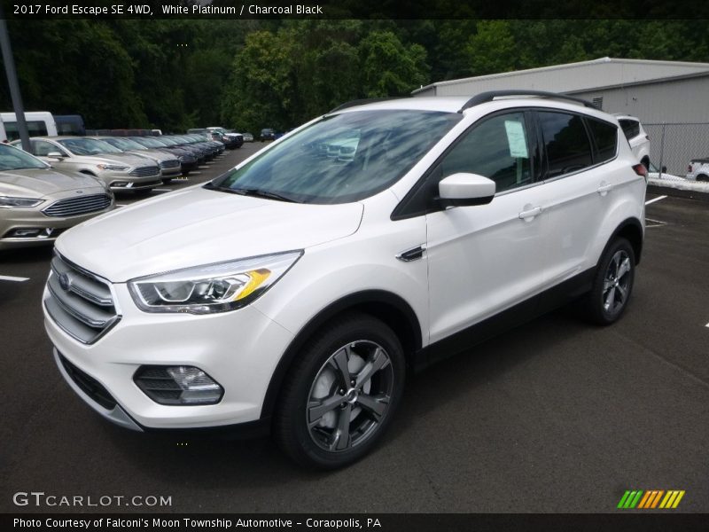 White Platinum / Charcoal Black 2017 Ford Escape SE 4WD