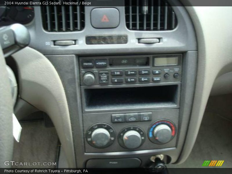 Hazelnut / Beige 2004 Hyundai Elantra GLS Sedan