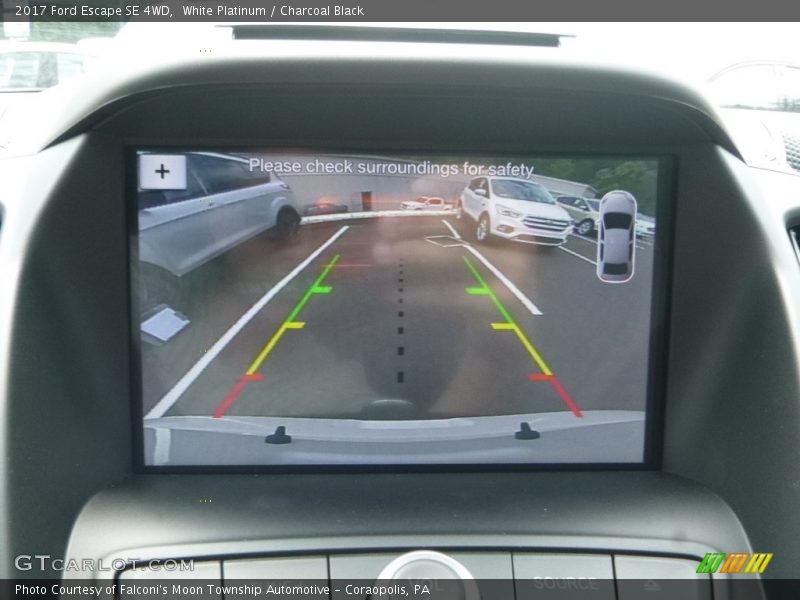 White Platinum / Charcoal Black 2017 Ford Escape SE 4WD