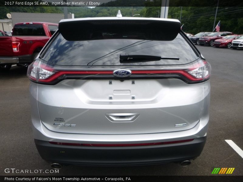 Ingot Silver Metallic / Ebony 2017 Ford Edge SE AWD