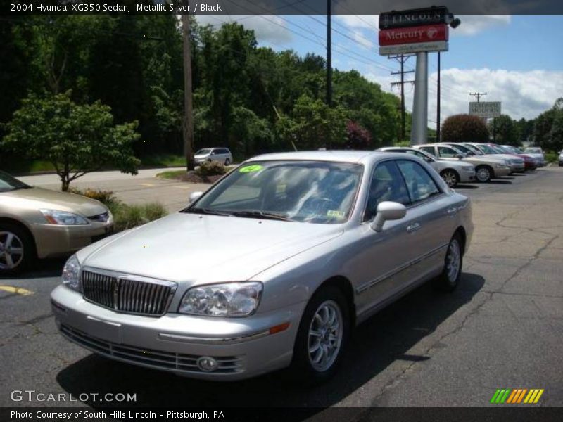 Metallic Silver / Black 2004 Hyundai XG350 Sedan