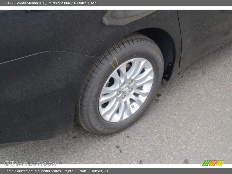 Midnight Black Metallic / Ash 2017 Toyota Sienna XLE