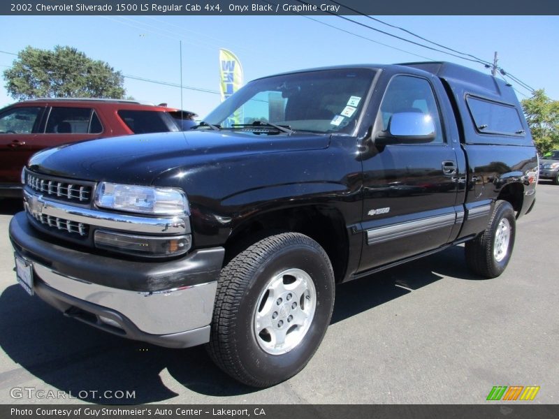 Front 3/4 View of 2002 Silverado 1500 LS Regular Cab 4x4