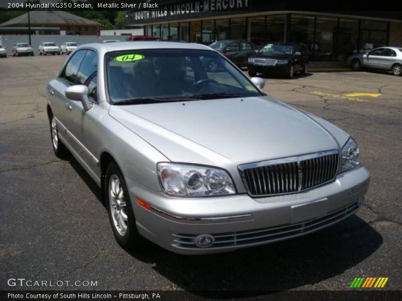 Metallic Silver / Black 2004 Hyundai XG350 Sedan