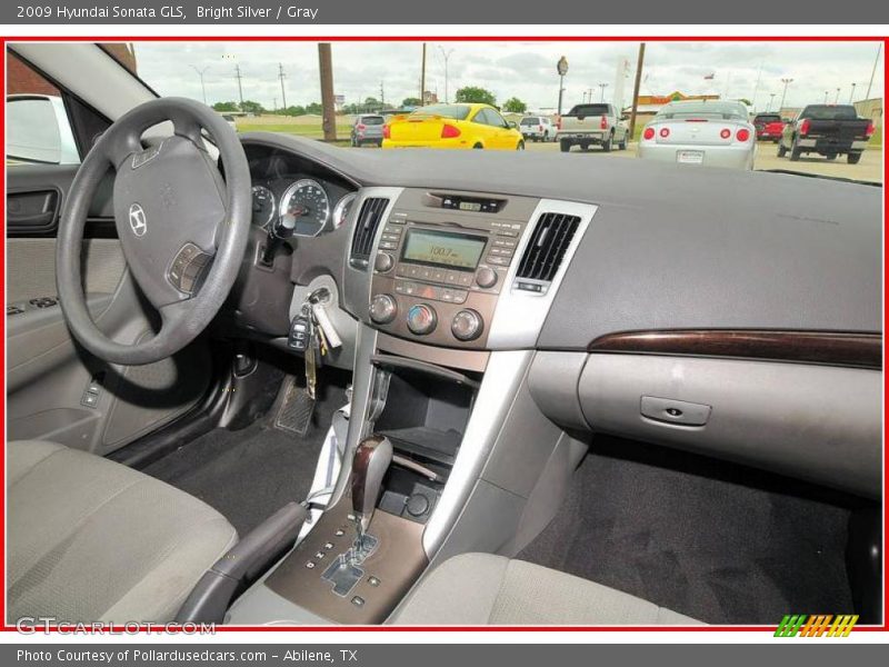 Bright Silver / Gray 2009 Hyundai Sonata GLS