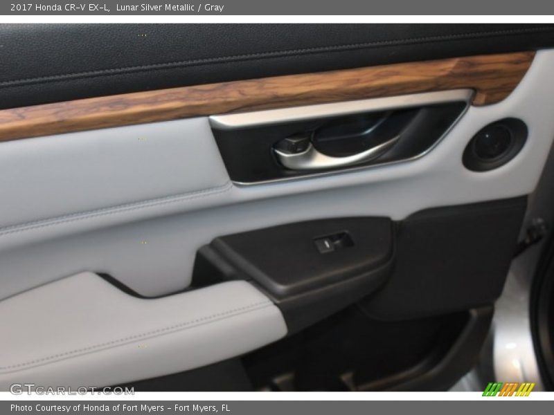 Lunar Silver Metallic / Gray 2017 Honda CR-V EX-L