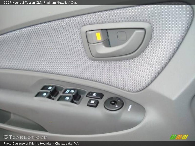 Platinum Metallic / Gray 2007 Hyundai Tucson GLS