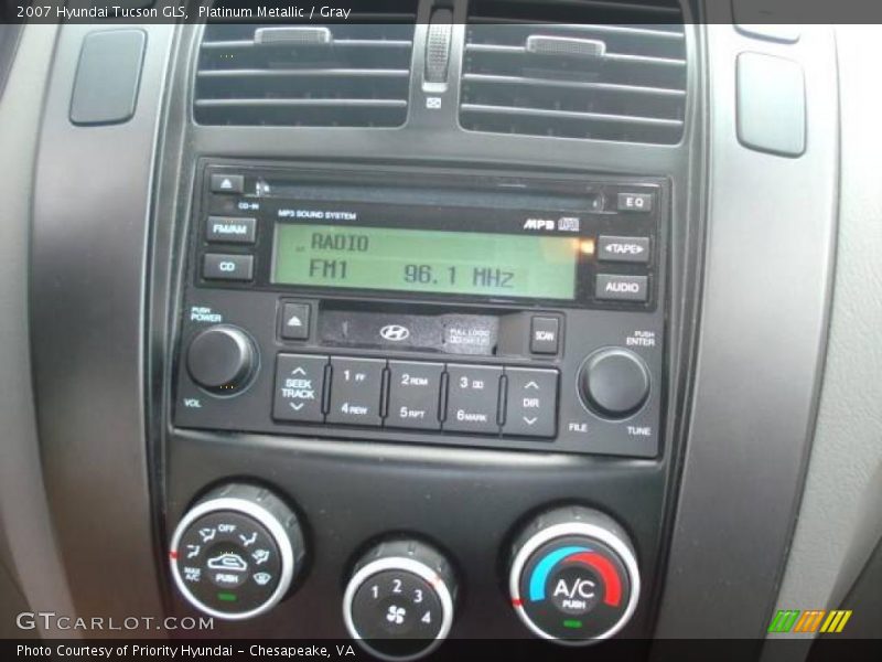 Platinum Metallic / Gray 2007 Hyundai Tucson GLS