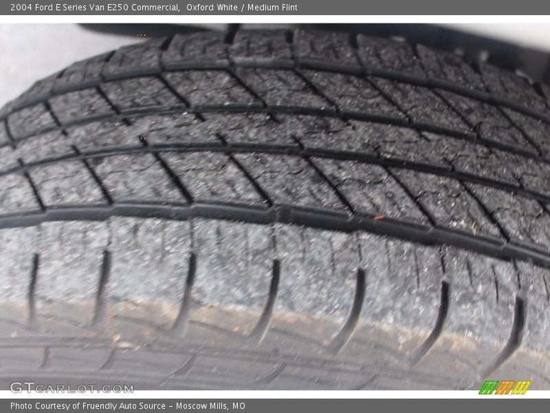 Oxford White / Medium Flint 2004 Ford E Series Van E250 Commercial