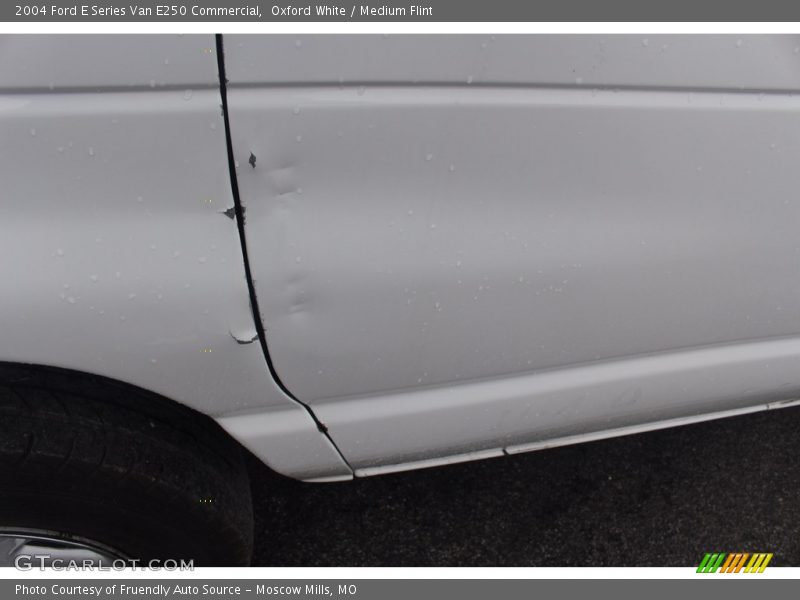 Oxford White / Medium Flint 2004 Ford E Series Van E250 Commercial
