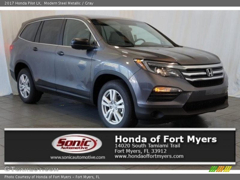 Modern Steel Metallic / Gray 2017 Honda Pilot LX