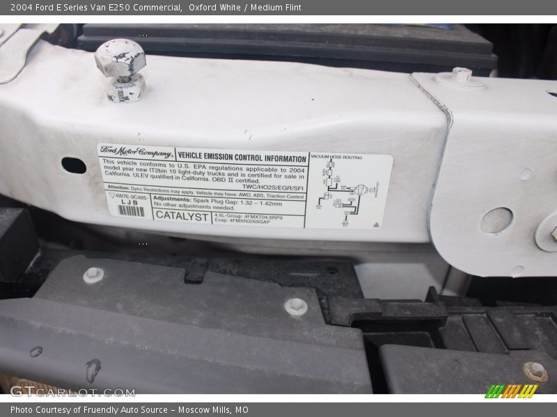 Oxford White / Medium Flint 2004 Ford E Series Van E250 Commercial