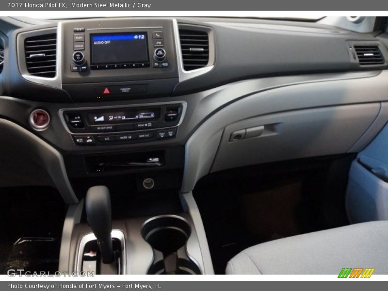 Modern Steel Metallic / Gray 2017 Honda Pilot LX