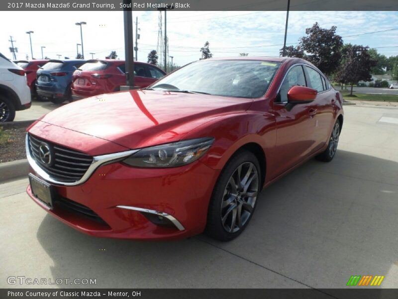 Front 3/4 View of 2017 Mazda6 Grand Touring
