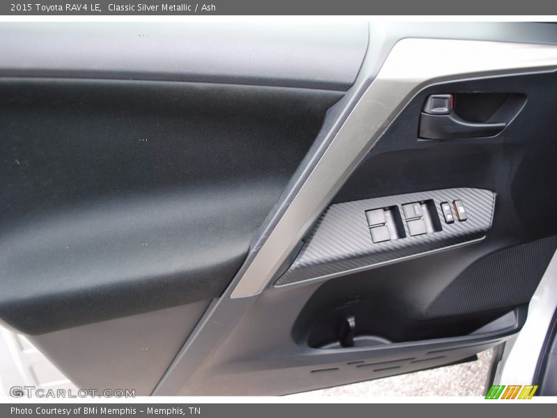 Classic Silver Metallic / Ash 2015 Toyota RAV4 LE