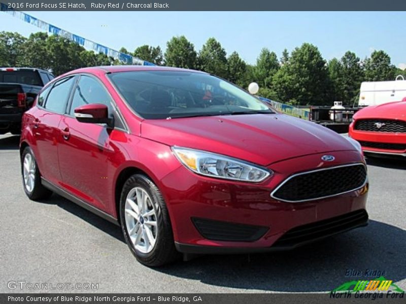 Ruby Red / Charcoal Black 2016 Ford Focus SE Hatch