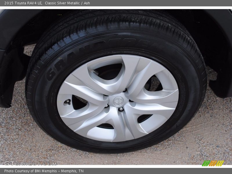Classic Silver Metallic / Ash 2015 Toyota RAV4 LE