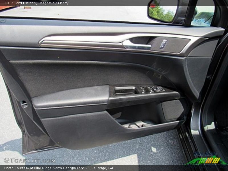 Magnetic / Ebony 2017 Ford Fusion S