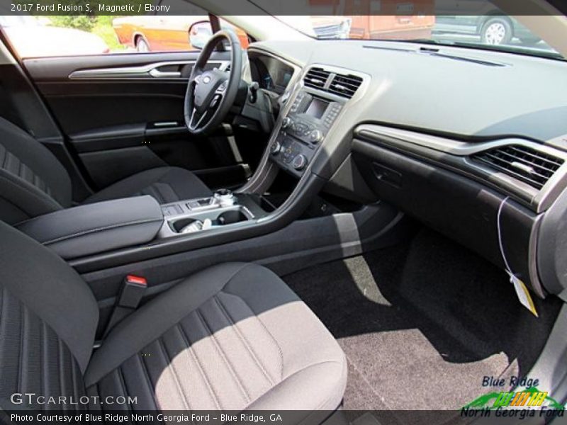 Magnetic / Ebony 2017 Ford Fusion S
