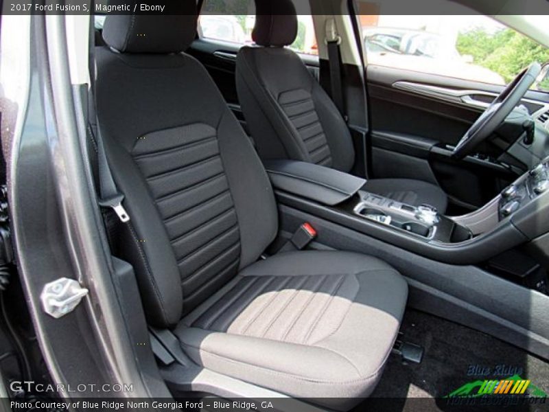 Magnetic / Ebony 2017 Ford Fusion S