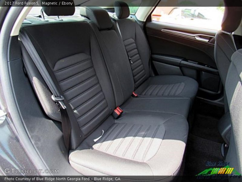 Magnetic / Ebony 2017 Ford Fusion S