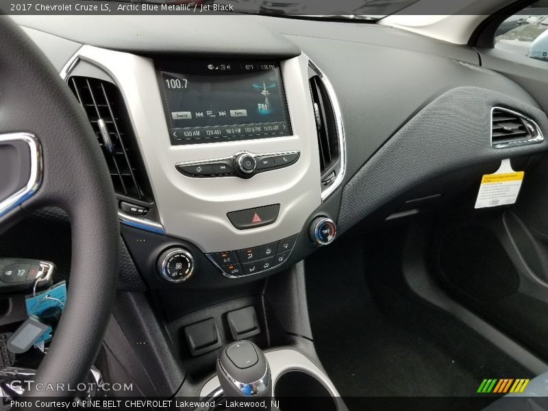 Arctic Blue Metallic / Jet Black 2017 Chevrolet Cruze LS