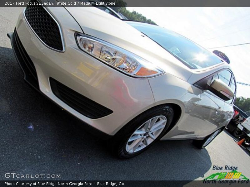 White Gold / Medium Light Stone 2017 Ford Focus SE Sedan