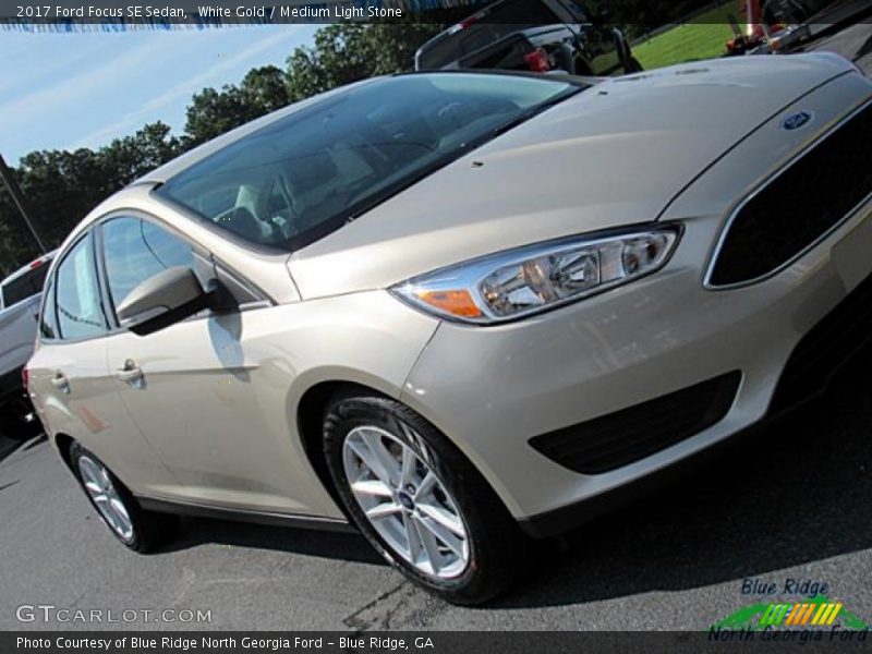 White Gold / Medium Light Stone 2017 Ford Focus SE Sedan