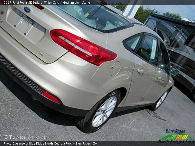 White Gold / Medium Light Stone 2017 Ford Focus SE Sedan