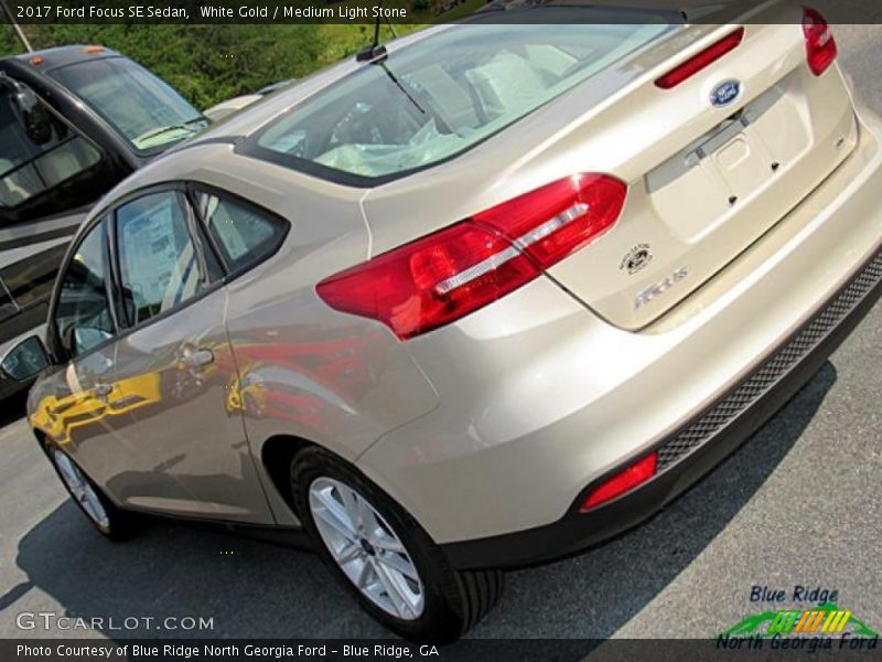 White Gold / Medium Light Stone 2017 Ford Focus SE Sedan