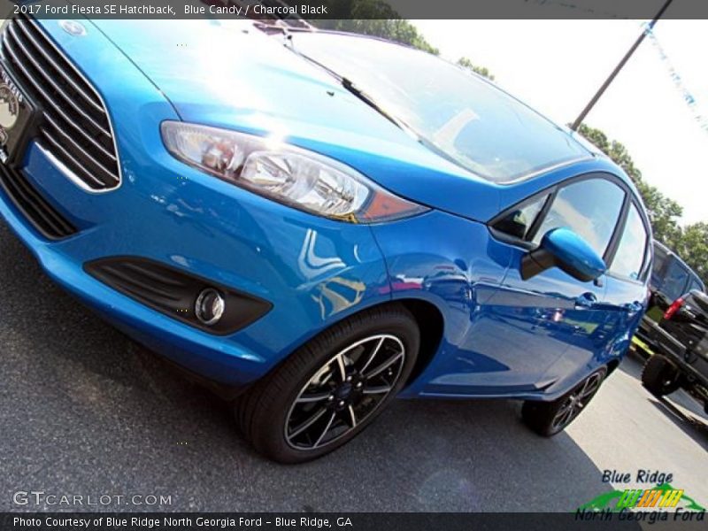 Blue Candy / Charcoal Black 2017 Ford Fiesta SE Hatchback