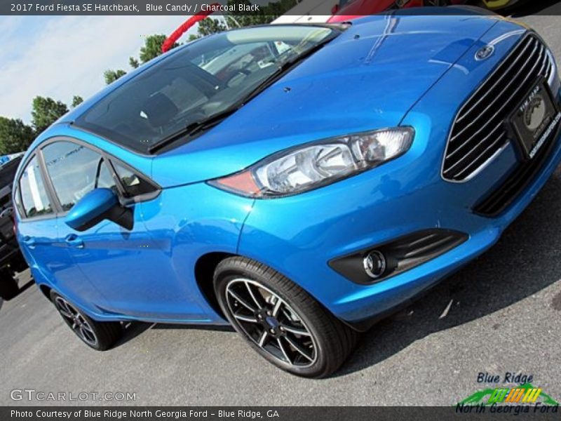 Blue Candy / Charcoal Black 2017 Ford Fiesta SE Hatchback