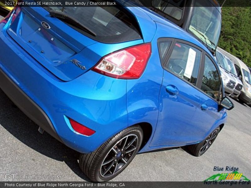 Blue Candy / Charcoal Black 2017 Ford Fiesta SE Hatchback