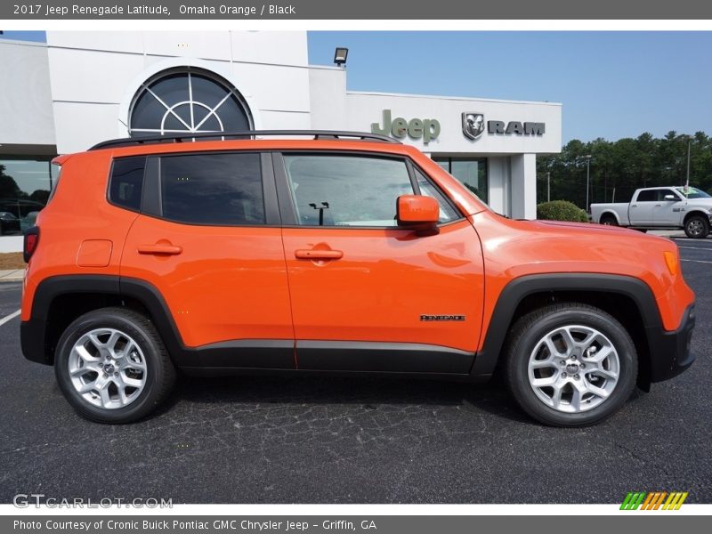 Omaha Orange / Black 2017 Jeep Renegade Latitude