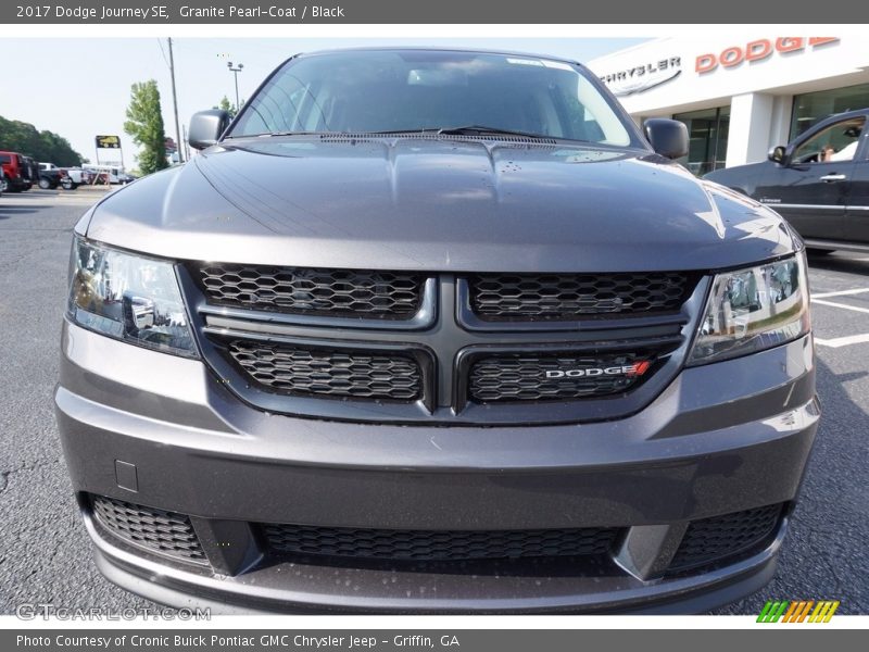 Granite Pearl-Coat / Black 2017 Dodge Journey SE