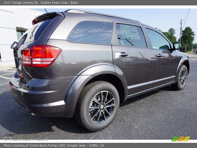 Granite Pearl-Coat / Black 2017 Dodge Journey SE