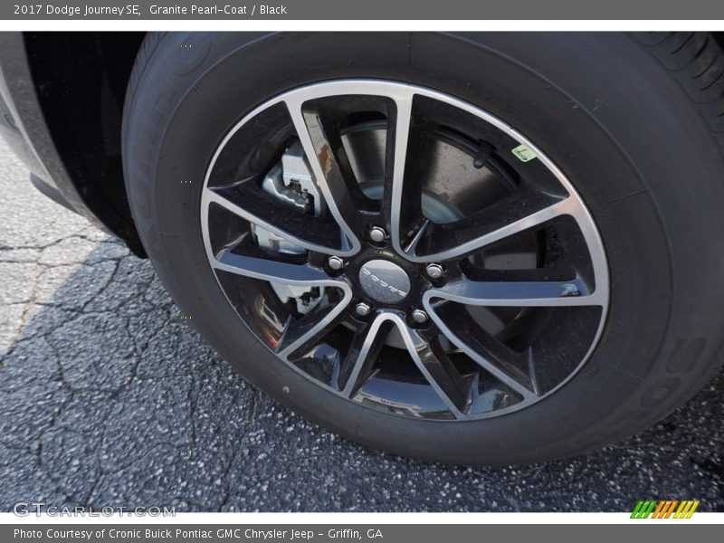 Granite Pearl-Coat / Black 2017 Dodge Journey SE