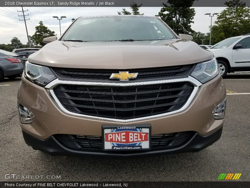 Sandy Ridge Metallic / Jet Black 2018 Chevrolet Equinox LT