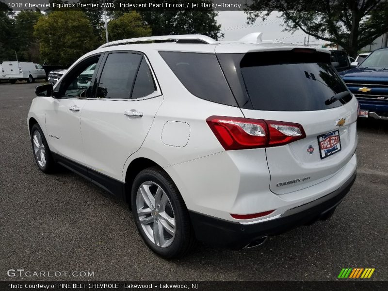 Iridescent Pearl Tricoat / Jet Black/­Brandy 2018 Chevrolet Equinox Premier AWD