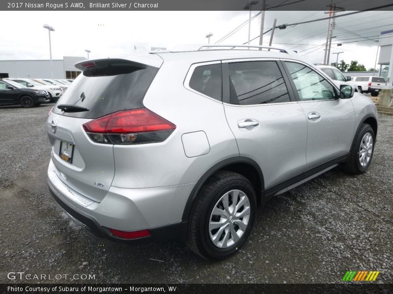 Brilliant Silver / Charcoal 2017 Nissan Rogue S AWD