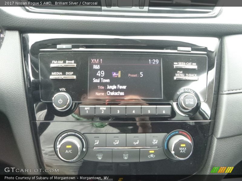 Brilliant Silver / Charcoal 2017 Nissan Rogue S AWD