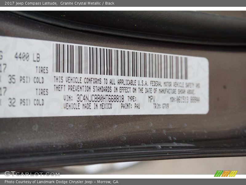 Granite Crystal Metallic / Black 2017 Jeep Compass Latitude