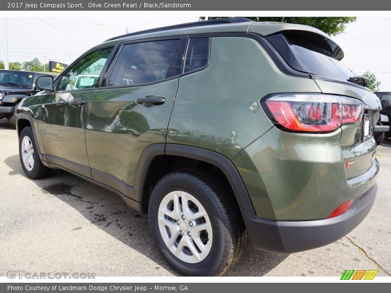 Olive Green Pearl / Black/Sandstorm 2017 Jeep Compass Sport